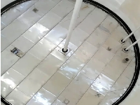 &iquest;Cu&aacute;l es la diferencia entre un tanque de techo fijo y un tanque de techo flotante?